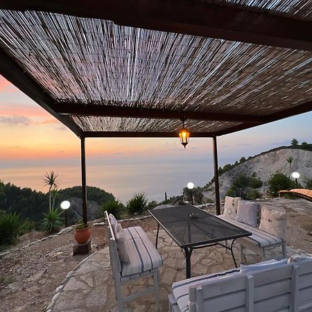Отель La Casa D' Irene (Adults Only) Айос-Никитас Экстерьер фото