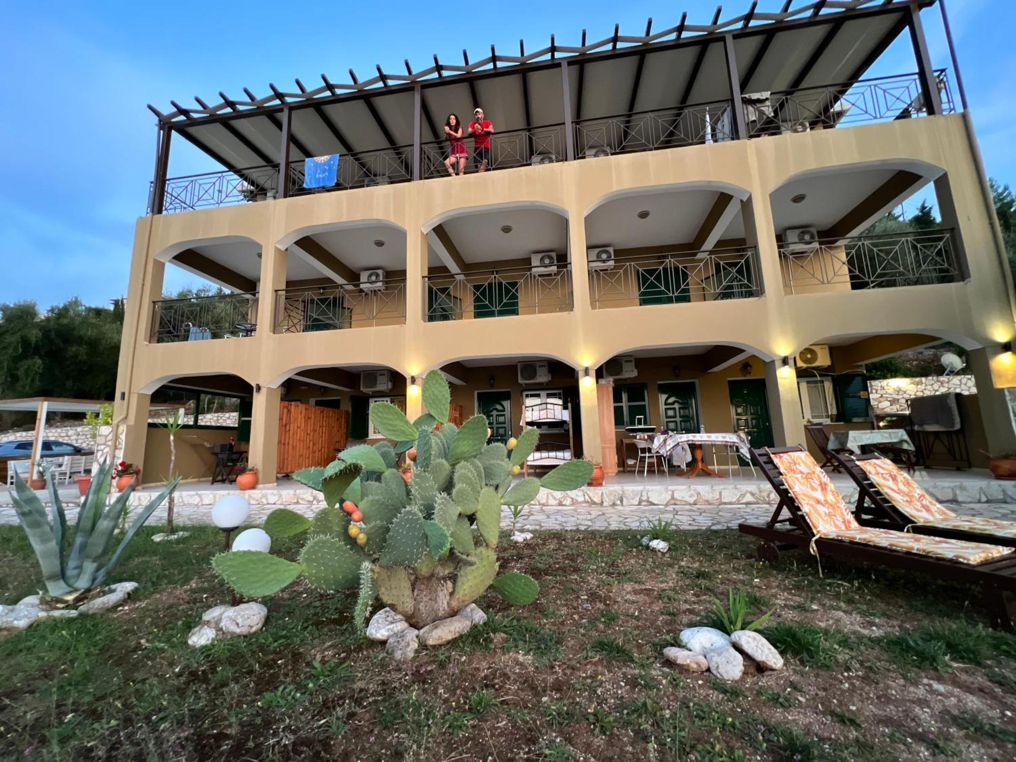 Отель La Casa D' Irene (Adults Only) Айос-Никитас Экстерьер фото