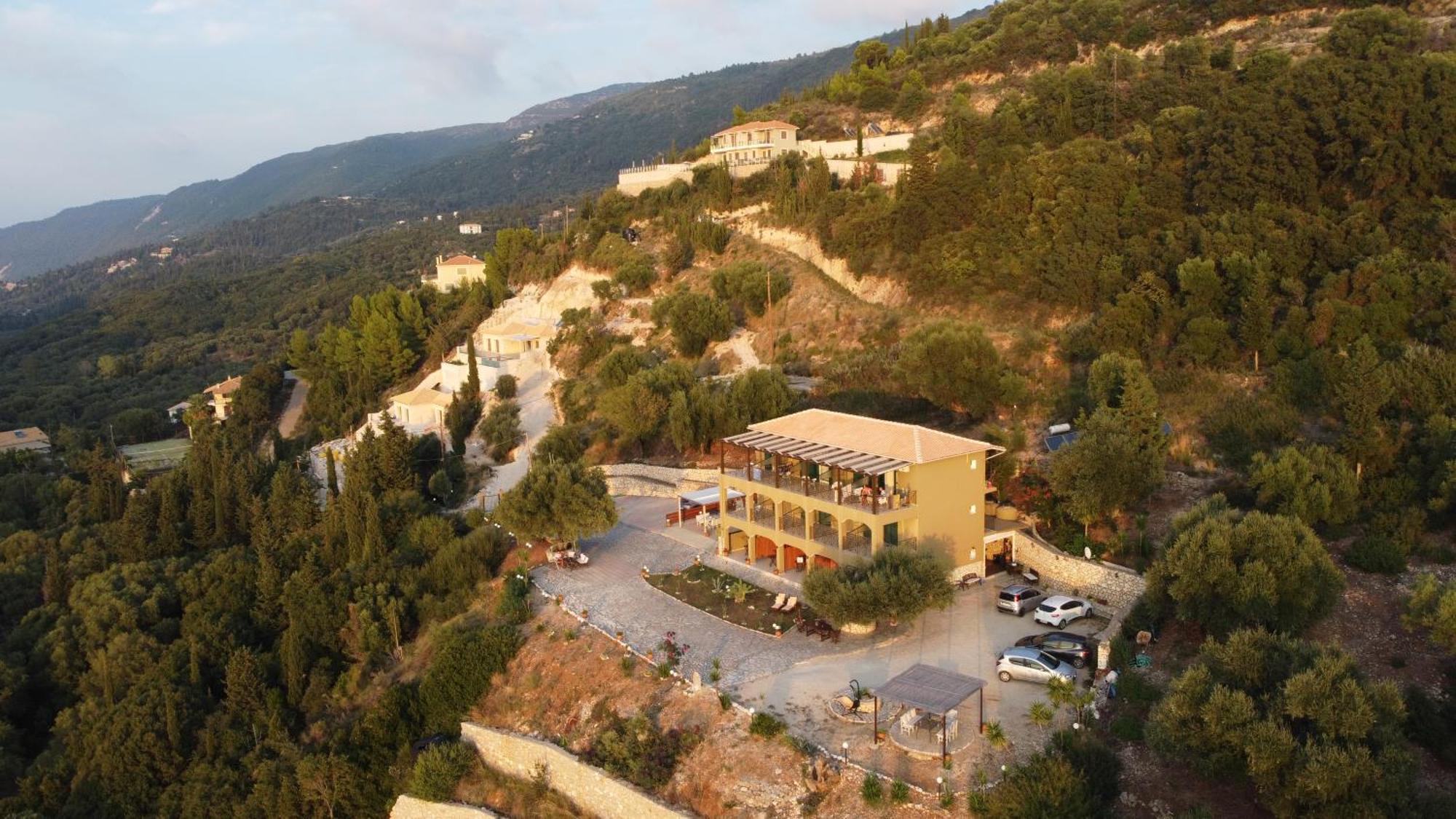 Отель La Casa D' Irene (Adults Only) Айос-Никитас Экстерьер фото