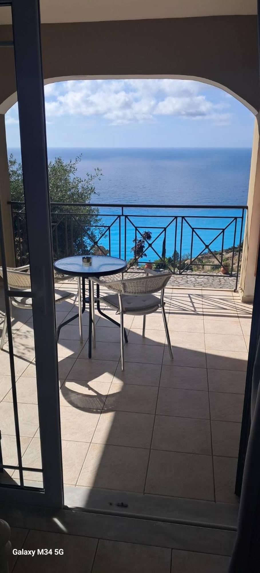 Отель La Casa D' Irene (Adults Only) Айос-Никитас Экстерьер фото