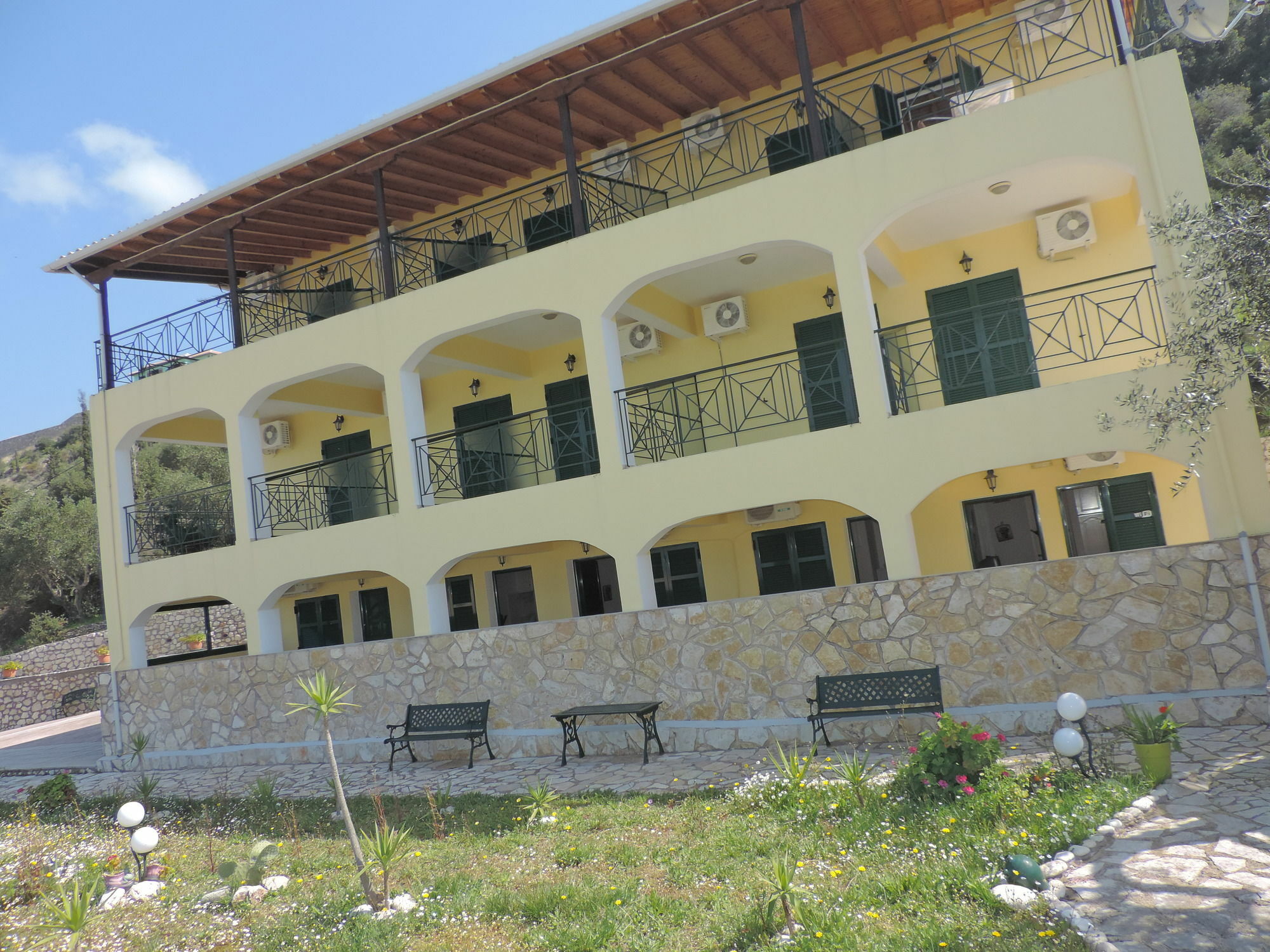 Отель La Casa D' Irene (Adults Only) Айос-Никитас Экстерьер фото
