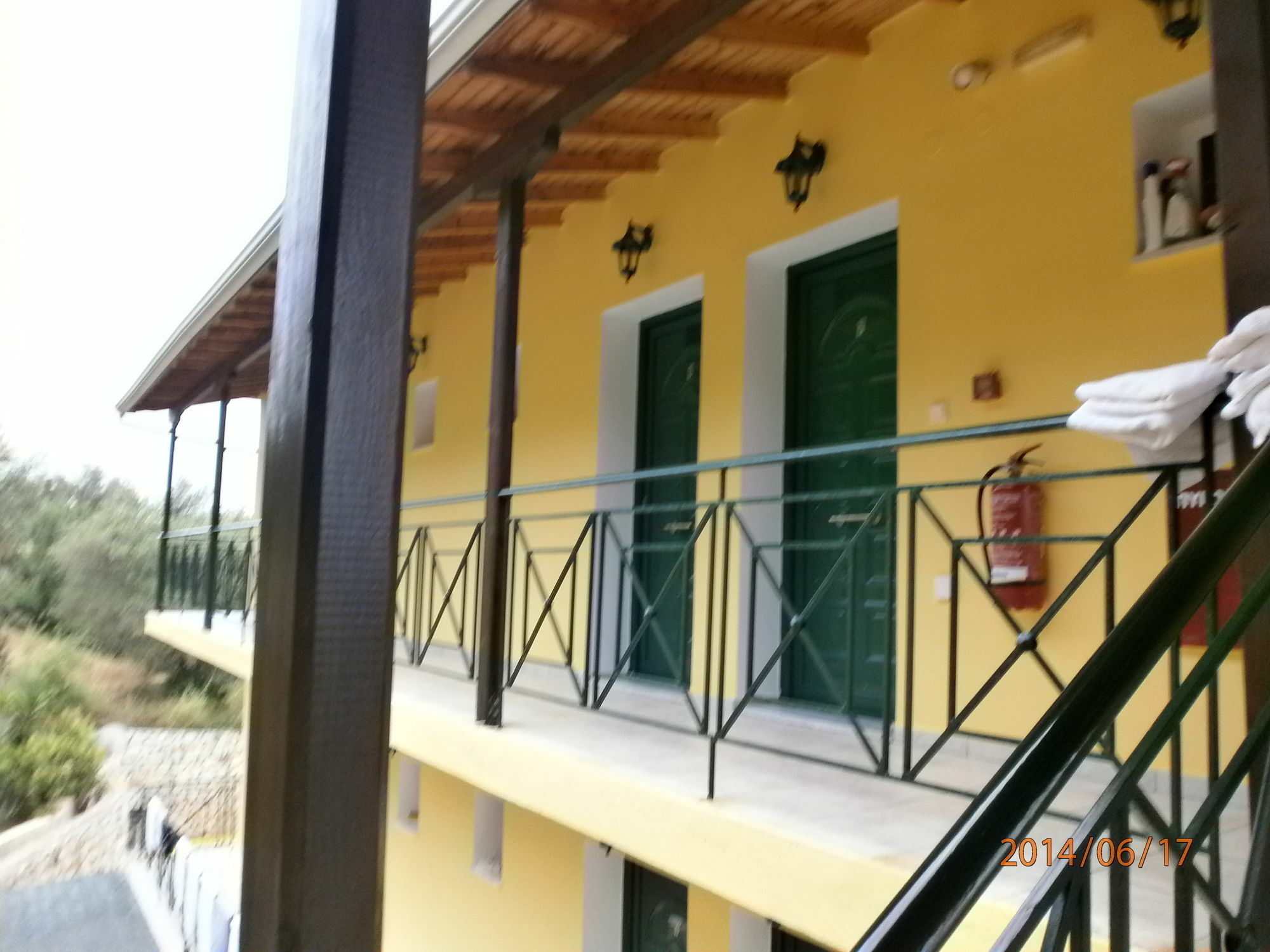 Отель La Casa D' Irene (Adults Only) Айос-Никитас Экстерьер фото